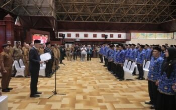 Sekda Aceh Lantik Pejabat Administrator dan Pengawas, Tekankan Percepatan Kinerja Pemerintah