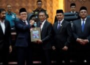 Penyerahan LHP LKPD TA 2025 dan Kinerja Pengelolaan Dana Otsus oleh BPK RI