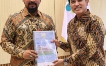 ISKANDAR AL-FARLAKY TEMUI KEMENKES RI, PERJUANGKAN PENINGKATAN FASILITAS RSUD ZUBIR MAHMUD DAN SAAS PEUREULA