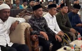 Dekatkan Syiar Islam, Senator DPD-RI Azhari Cage Hadiri Pengajian Tastafi Bulanan di Galon Kupi Sigli