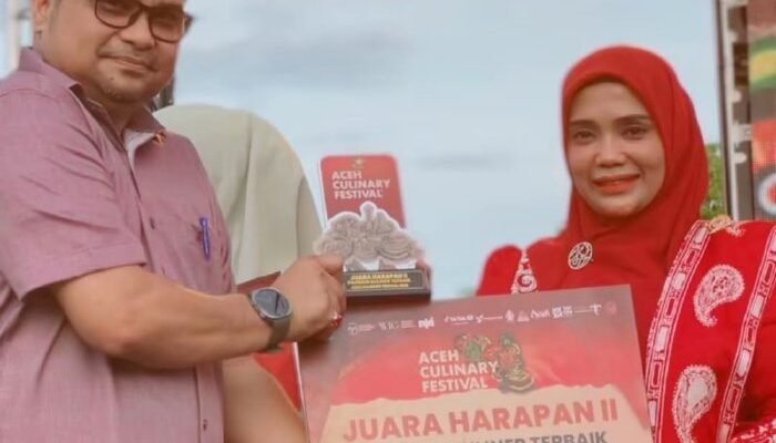 Ketua TP-PKK Kabupaten Aceh Timur Borong Tiga Penghargaan Di Banda Aceh
