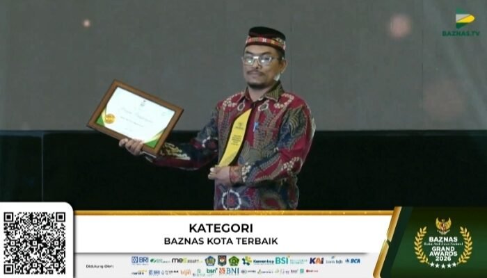 Penghargaan ini Merupakan Karunia Allah Untuk Kami Dan ini Diperoleh Atas Dedikasi Kolektif Semua Amil Yang Ada Di Baitul Mal